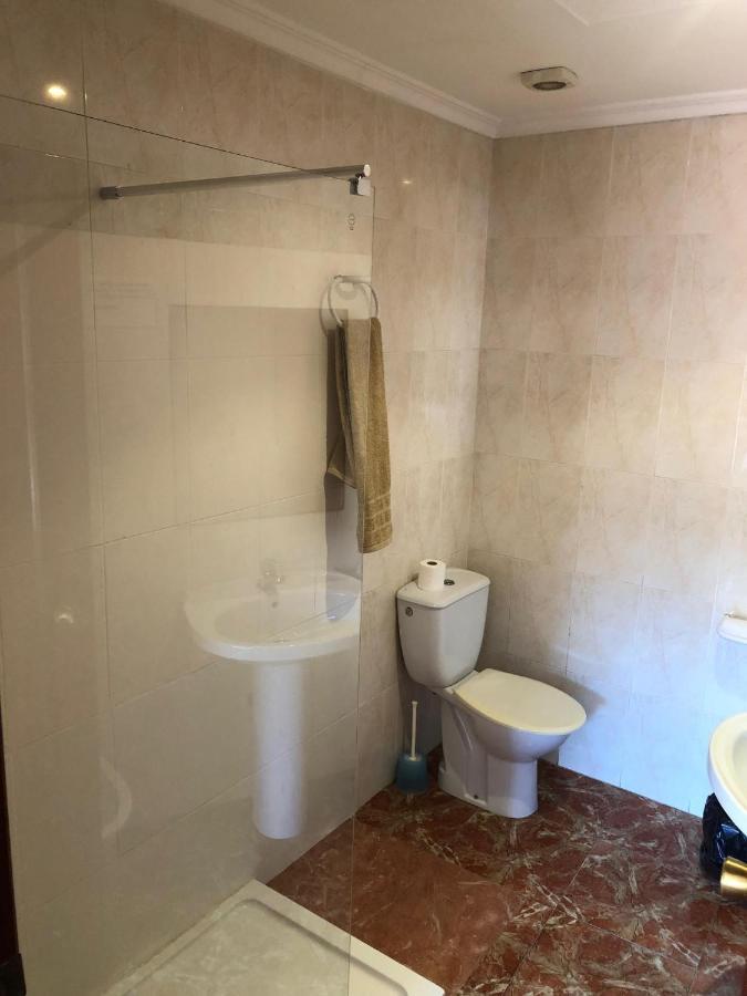 Hotel Манисес Экстерьер фото